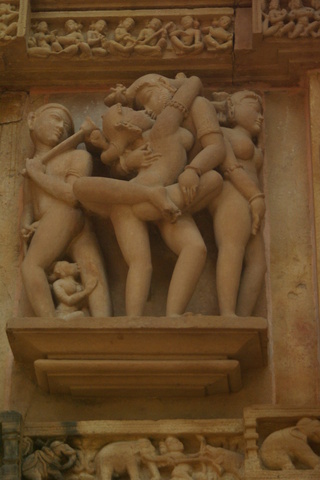 sculpture of lover&rsquo;s embrace
