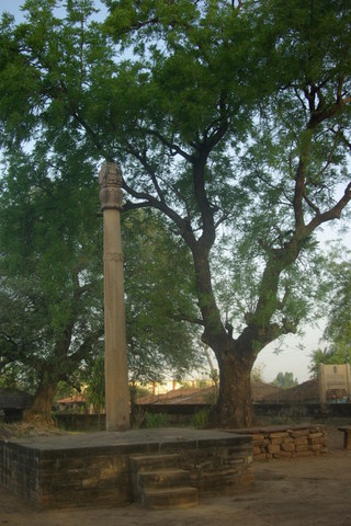 Image of Helidoros Pillar